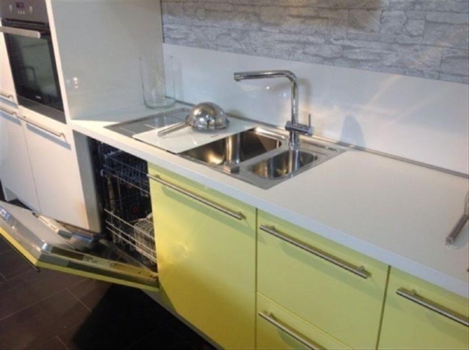 Neue Einbauküche > Küchenzeile günstiger Preis 
    
            
                2.495 €
             Versand möglich
        
    
        
            
                
                                    Mit mir direkt zum Hersteller, 
                - Bild 10