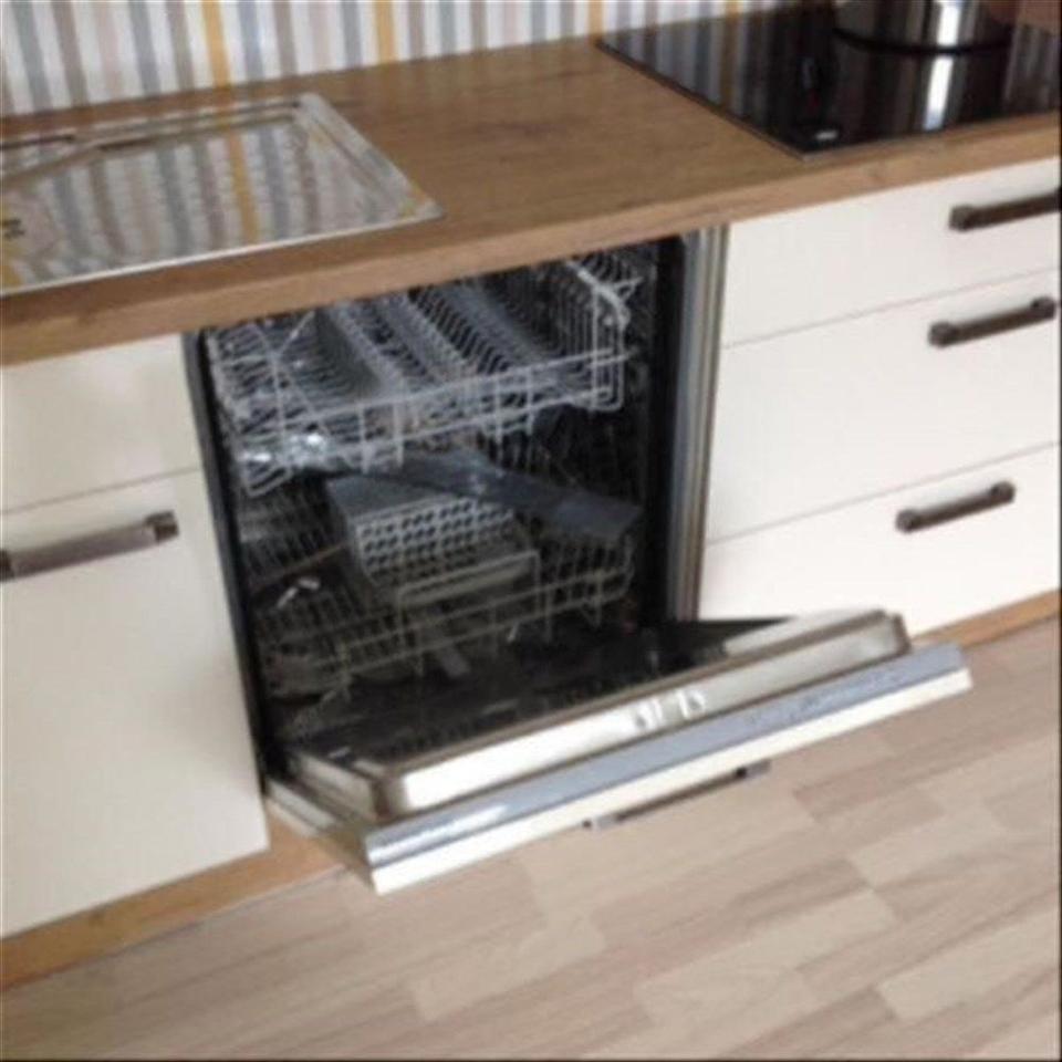 Einbauküche 3,8m Küchenzeile gut geplant HOCHWERTIGE KÜCHE  Neu 380 cm - Bild 12