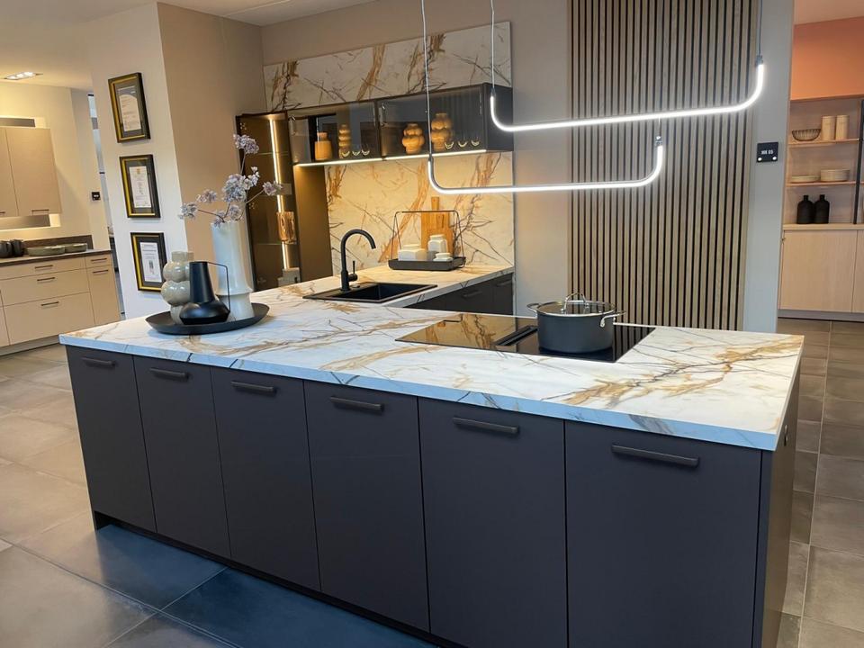 ❌InselKüche❌ Einbauküche Insel 240cm plus 180cm Hochschränke❌NEU - Bild 4