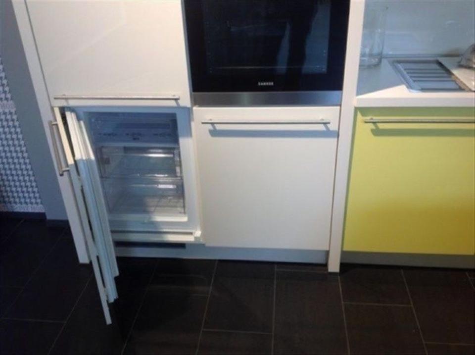 Neue Einbauküche > Küchenzeile günstiger Preis 
    
            
                2.495 €
             Versand möglich
        
    
        
            
                
                                    Mit mir direkt zum Hersteller, 
                - Bild 9