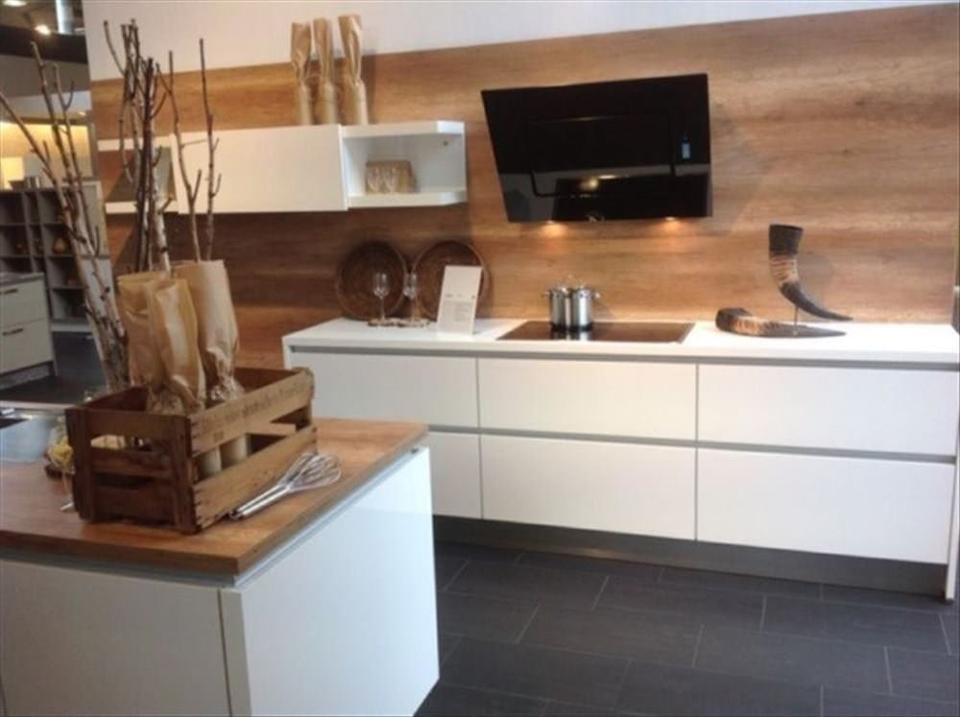 Neue Küche für große Räume  
    
            
                5.985 €
             Versand möglich
        
    
        
            
                
                                    Mit mir direkt zum Hersteller, 
                                
  - Bild 2