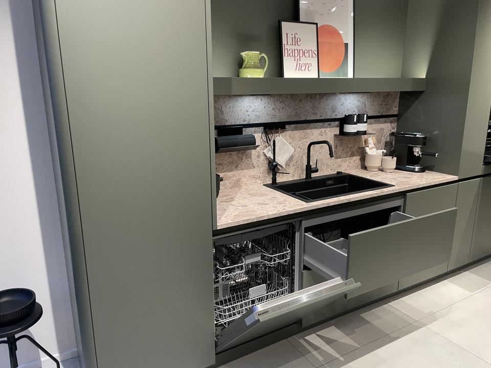 Moderne Inselküche❌ Küchenzeile ❌Einbauküche mit Bora Kochfeld - Bild 4