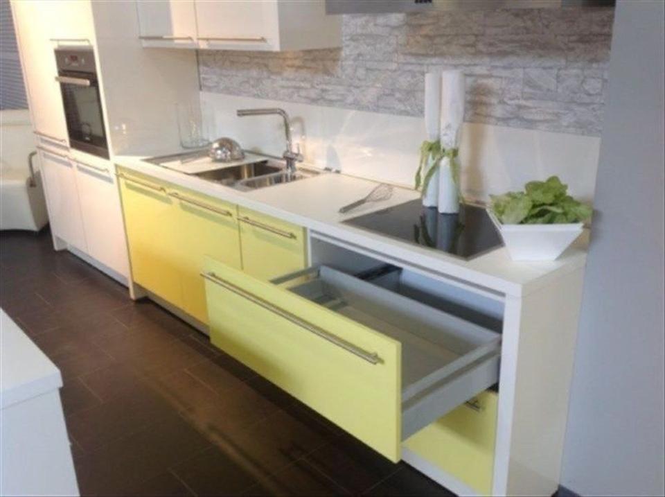 Neue Einbauküche > Küchenzeile günstiger Preis 
    
            
                2.495 €
             Versand möglich
        
    
        
            
                
                                    Mit mir direkt zum Hersteller, 
                - Bild 6