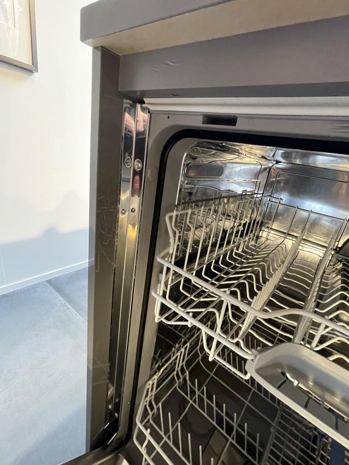 Inselküche ❌ Einbauküche ❌ Insel plus Hochschränke ❌ individuell - Bild 10