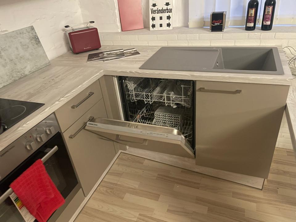 NEUE Einbauküche L-Form Küche in modern grau  275x185 individuell - Bild 6