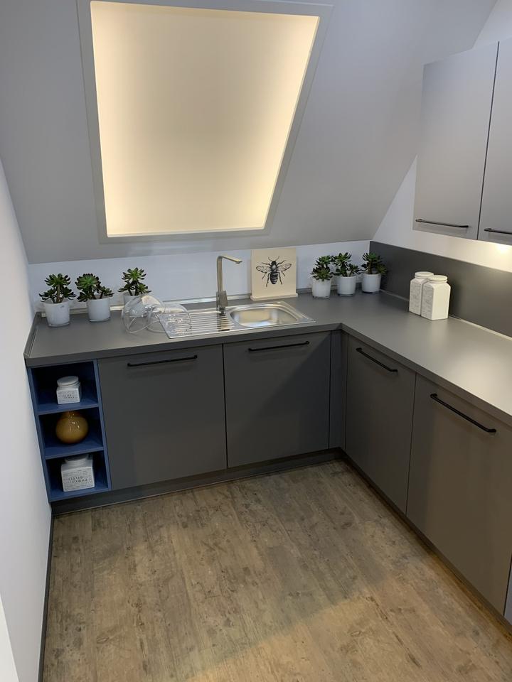 Neue Einbauküche Wunsch Küche in U-Form frei planbar 300 Farben - Bild 4