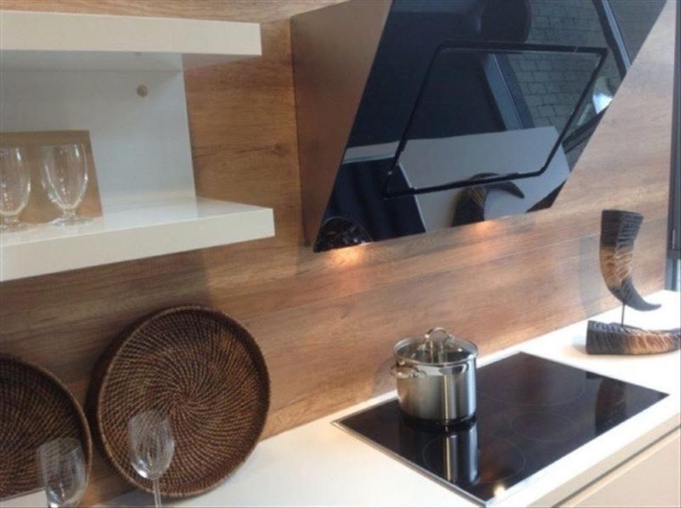 Neue Küche für große Räume  
    
            
                5.985 €
             Versand möglich
        
    
        
            
                
                                    Mit mir direkt zum Hersteller, 
                                
  - Bild 4