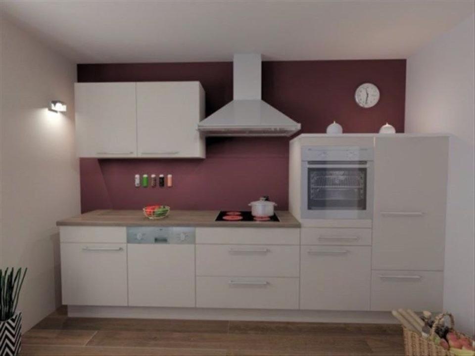 Neue Küche > kompl. mit Geschirrspüler 
    
            
                2.395 €
             Versand möglich
        
    
        
            
                
                                    Mit mir direkt zum Hersteller, 
                       