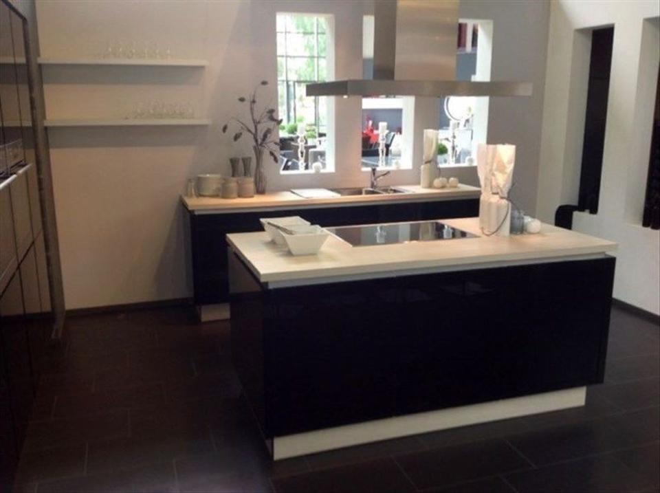 Neue Küche > Individuell geplante Einbauküche Insel NEU - Bild 6