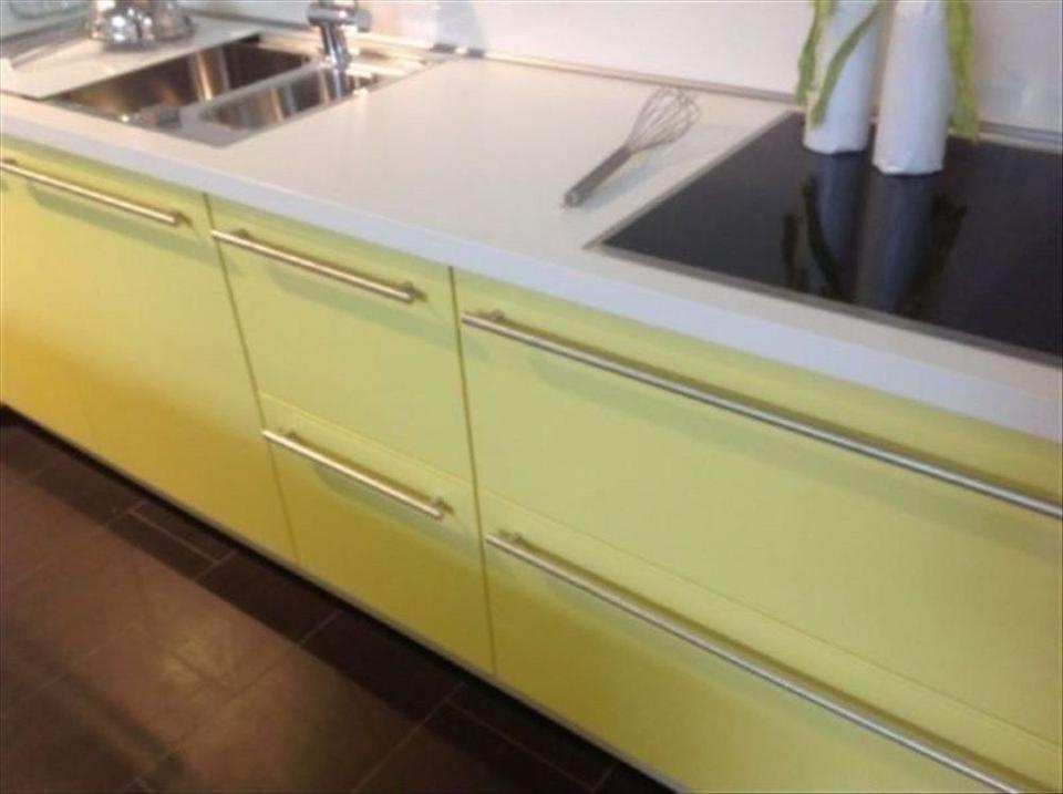 Neue Einbauküche > Küchenzeile günstiger Preis 
    
            
                2.495 €
             Versand möglich
        
    
        
            
                
                                    Mit mir direkt zum Hersteller, 
                - Bild 7