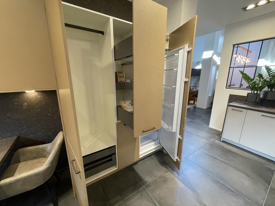 ❌ Zweizeilige Design Küche ❌Einbauküche❌ Planbar ❌ - Bild 4