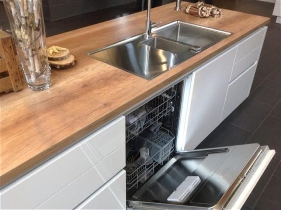 Neue Küche für große Räume  
    
            
                5.985 €
             Versand möglich
        
    
        
            
                
                                    Mit mir direkt zum Hersteller, 
                                
  - Bild 6