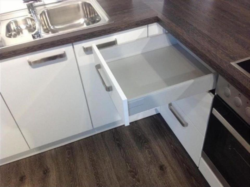 Neue Einbauküche U-Form > Individuell und  GÜNSTIG 
    
            
                4.995 €
             Versand möglich
        
    
        
            
                
                                    Mit mir direkt zum Hersteller, 
            - Bild 3