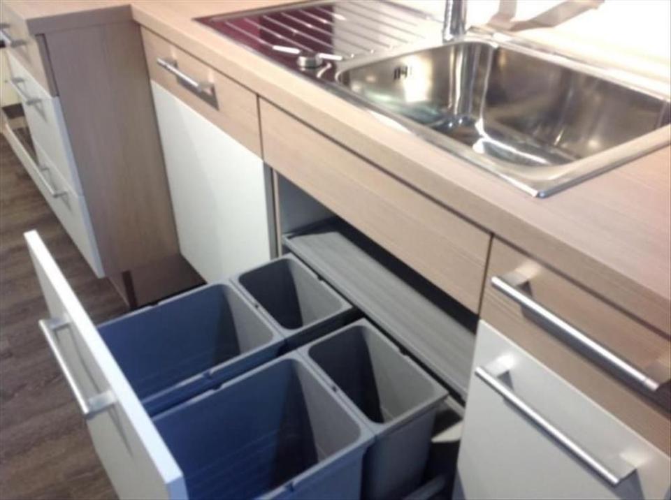 Neue Einbauküche als L-Form individuell Wunsch Küche NEU Planung - Bild 4