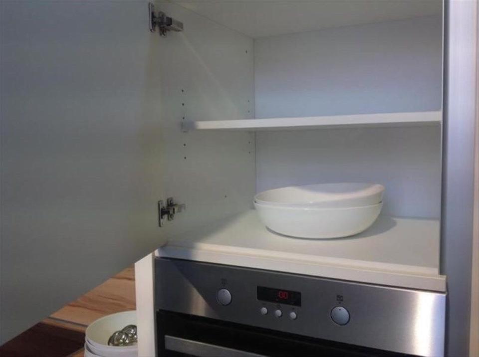 Neue Einbauküche > Viel Sparen Direkt KAUFEN 
    
            
                1.995 €
             Versand möglich
        
    
        
            
                
                                    Mit mir direkt zum Hersteller, 
                  - Bild 2